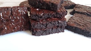 براونيز سهل وسريع أفضل وصفة البراونيز الأصلية  Brownies Recipe Simple [upl. by Mastic]