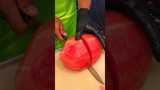 놀라운 태국의 새빨간 수박 자르기 스킬  Amazing Thai Bright Red watermelon cutting skills [upl. by Genie]