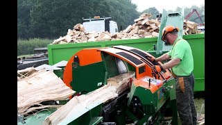 POSCH S375 Firewood Processor  JAS P WILSON with machine info on subtitles [upl. by Orelia]