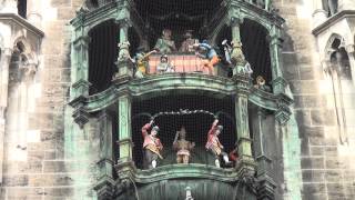 Munichs famous Glockenspiel Marienplatz HD [upl. by Merrick430]