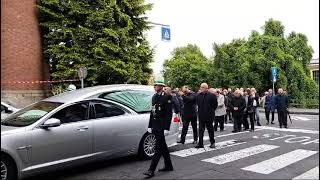 Castellanza i funerali di Mirella Cerini  il corteo funebre [upl. by Publias]