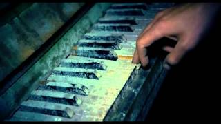 Catacombes Bande annonce VF 2014 [upl. by Enilhtak]