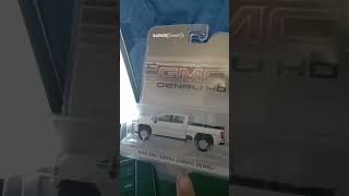 The New 2022 GMC Sierra 2500hd Denali [upl. by Avraham453]