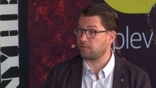 ÅKESSON BRILJERAR I RAKT PÅ SAK MinStatsminister2018 [upl. by Macy520]