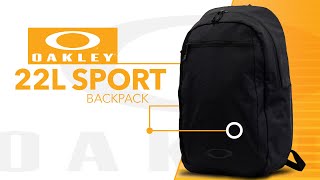 The Oakley 22L Sports Backpack  FOS901243  SampS Activewear [upl. by Wilt]