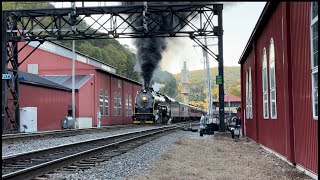 Reading amp Northern T1 2102 Steam Train High Ball Port Clinton For Reading w Fall Foliage 10524 [upl. by Poore980]