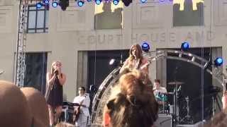 Lennon and Maisy Boom Clap  Live on the Green Nashville TN September 12 2015 [upl. by Rochell998]