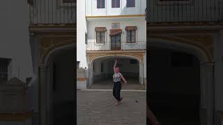 BAILAR SEVILLANAS❤️ en La Maestranza de Sevilla  PRIMERA SEVILLANA  Aprende sevillanas paso a paso [upl. by Sabanrab]