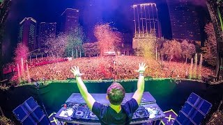 Hardwell  LIVE  Ultra Music Festival 2015 [upl. by Kohl]