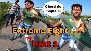 EXTREM FIGHT 🤬 WITH CHAPRI RIDER ROAD RAGE 🤬 LADAI HO GAYI CHAPRI SE 🤬 [upl. by Benildas]