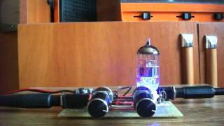 ECC83 tube guitar preamp test [upl. by Way245]