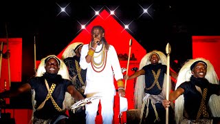 Jah Prayzah  Kurarama starring Inganzo Ngari from Rwanda Live at Chiremerera Album Launch [upl. by Burny756]