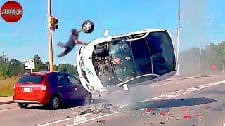 35 Crazy Moments Car Crashes of Idiots In Cars Got Instant Karma Thatll Freak You Out [upl. by Lionel716]