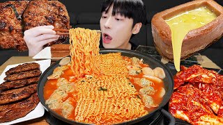 ASMR MUKBANG  직접 만든 라면 먹방 amp 김치 레시피 치즈 스팸 집밥  FIRE NOODLES EATING [upl. by Sakhuja468]