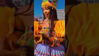 Beadwork Traditional Attire queen africa beautiful [upl. by Ulberto180]