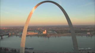 Gateway Arch Tour  A 1 minute visit [upl. by Adalai]