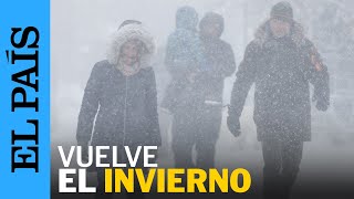 TIEMPO  Nieve y lluvia en gran parte de España con carreteras cortadas y comunidades en alerta [upl. by Eustazio]