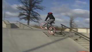 Tom Mosher Track Bike in a Skatepark  2008 [upl. by Brunhilda849]