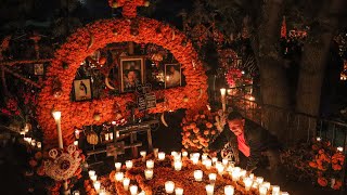 🇲🇽 Los ENORMES altares en Tzintzuntzan  Una celebración a la Muerte diademuertos tzintzuntzan [upl. by Della]