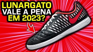 Ainda é a MELHOR chuteira de FUTSAL 🤔  Análise chuteira futsal Nike Lunargato II IC [upl. by Huntingdon943]