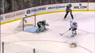 Patrick Kane dazzling shootout goal 121411 [upl. by Loredana]