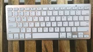 OMOTON Bluetooth Keyboard  For iPad  Review [upl. by Godliman592]