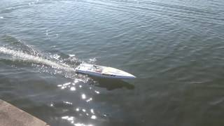 Kyosho Jet Stream 1000 RC Nitro model boat [upl. by Garrison]