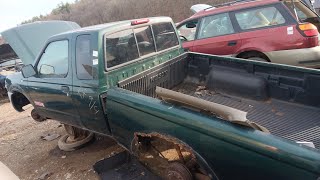 2001 Nissan Frontier 2wd in the Junkyard [upl. by Jard230]