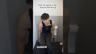 POV du gehst in der Schule aufs Klo 😭💩 shorts [upl. by Devad]