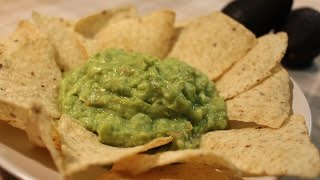 Salsa Guacamole Rápida sencilla y deliciosa [upl. by Okika]