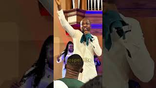 Dunsin Oyekan who is on the lords side gospelmusic viralvideo dunsinoyekan praise [upl. by Accemahs]