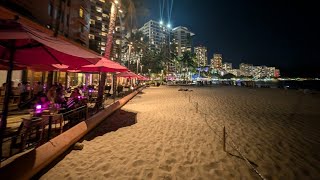 Waikiki Beach Hawaii at Night [upl. by Hullda]