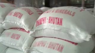 Limestone how to prepare powder must watch লাইমস্টোন যা মানুষের [upl. by Annuahs]