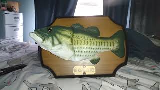 Big Mouth Billy Bass original 1999 version [upl. by Conti]