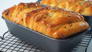 Garlic And Scallions Cheese Bread Pull Apart [upl. by Maurita]