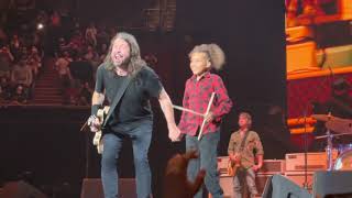 Foo Fighters quotEverlongquot w 11YearOld Nandi Bushell The Forum Los Angeles 82621 [upl. by Naima]