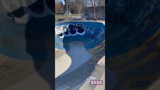 Around the bowl 2022 skateboarding skatingisfun skateboardpark skate [upl. by Minetta303]