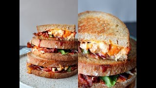 Grilled Cheese Med Kylling BBQ Bacon Og Ost  God Til Frokost Og Aftensmad  One Kitchen DK [upl. by Ranice469]