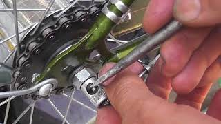 Looking Inside the Sturmey Archer S5 5 speed internal gear hub subtitled [upl. by Aihsercal]