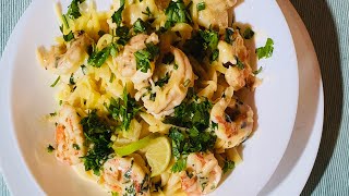 فيتوتشيني بالجمبري باسهل طريقة Fettuccine Shrimps [upl. by Ribak]