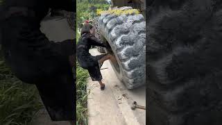 Giant Wheel Loader Puncture Tire Replacement [upl. by Kolivas1]