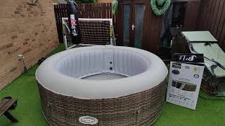 Part 7 CleverSpa® Maevea Inflatable Hot Tub  Use the Spa Cover to keep it Clean amp Warm [upl. by Ruprecht]