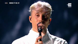 Loïc Nottet  quotMrMmequot live avec danseurs [upl. by Shevlo935]