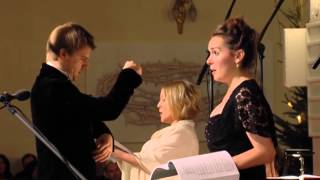 Anna Dennis sings Pulchra Es from Monteverdis Vespers [upl. by Kelci]