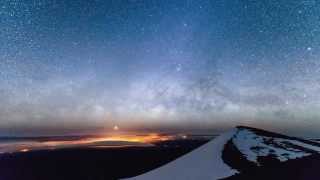 The Hawaiian Heavens  On the Summit of Mauna Kea Time Lapse Preview [upl. by Younglove]