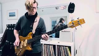 Bass cover played over London calling by The clash basscover westonethunder2westonebass [upl. by Rhetta]