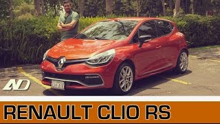 Renault Clio RS  Un exótico económico [upl. by Esyahc]