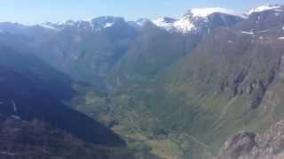 Blick vom Dalsnibba auf den Geiranger Fjord [upl. by Anekam]