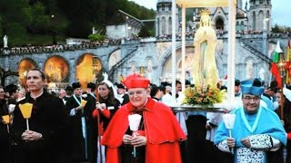 Latin Rosary  GLORIOUS MYSTERIES  Cardinal Raymond Leo Burke [upl. by Anyela]