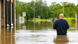 Drain Seeker Searching for Unclogging Drains to Rescue Flooding Streets in Heavy Downpours 🔎💧💦🚧 [upl. by Martella]